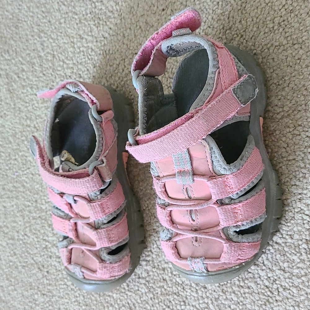 Toddler shoes